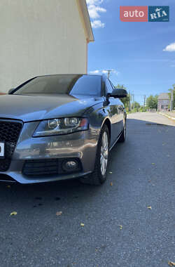 Универсал Audi A4 2012 в 