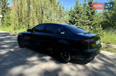 Седан Audi A4 2014 в 
