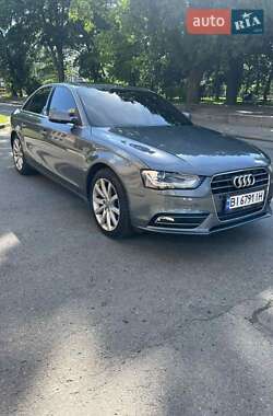 Седан Audi A4 2012 в Полтаве
