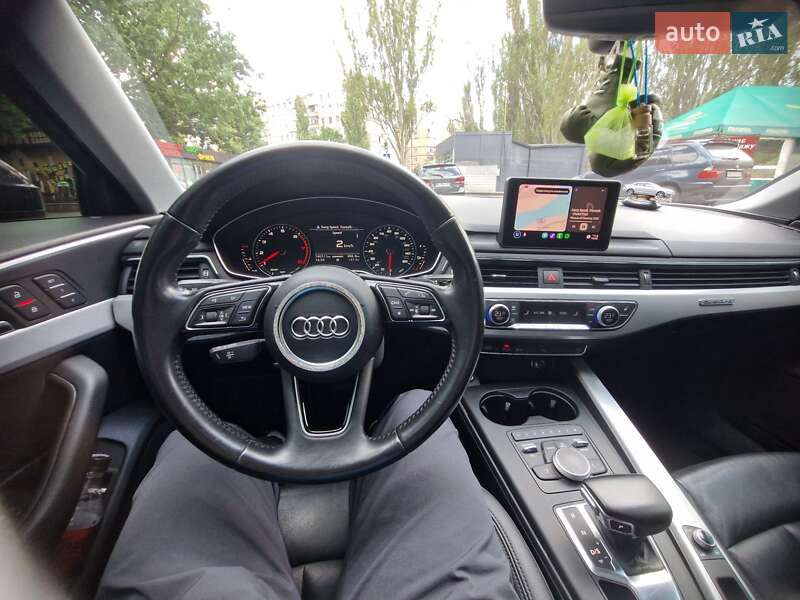 Седан Audi A4 2017 в Николаеве