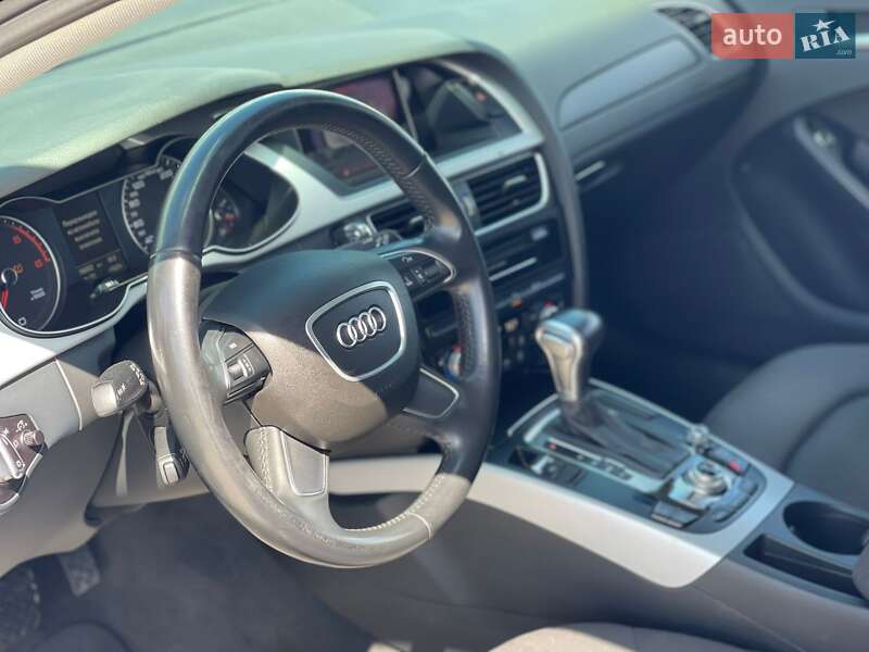 Универсал Audi A4 2015 в Ужгороде