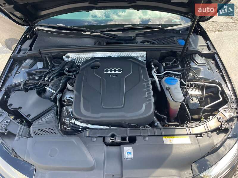 Универсал Audi A4 2015 в Ужгороде