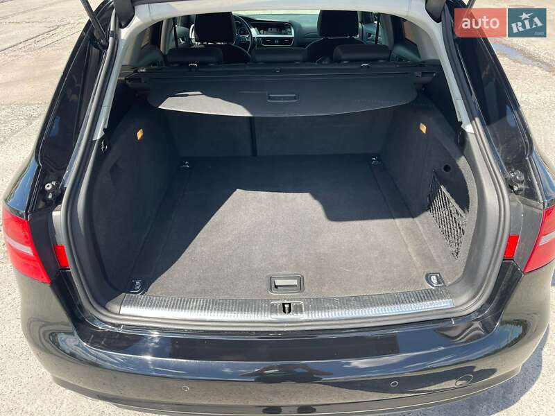 Универсал Audi A4 2015 в Ужгороде