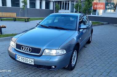 Седан Audi A4 2000 в Луцке