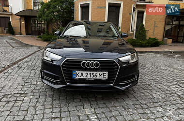 Седан Audi A4 2016 в 
