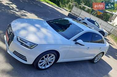 Седан Audi A4 2016 в 