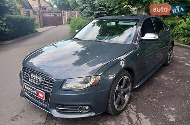 Седан Audi A4 2011 в Києві