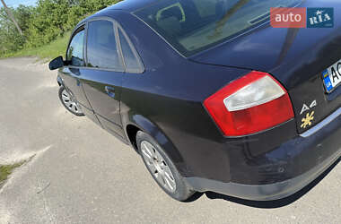 Седан Audi A4 2002 в 