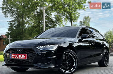 Универсал Audi A4 2021 в 