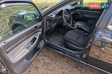 Седан Audi A4 1996 в 
