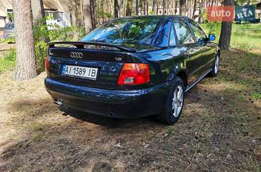Седан Audi A4 1996 в Киеве