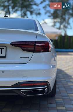 Седан Audi A4 2020 в 