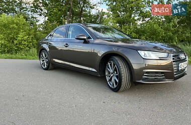 Седан Audi A4 2016 в 
