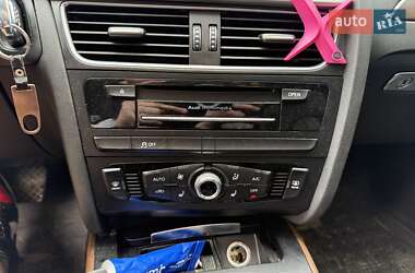 Седан Audi A4 2014 в 