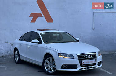 Седан Audi A4 2009 в 
