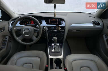 Седан Audi A4 2009 в 