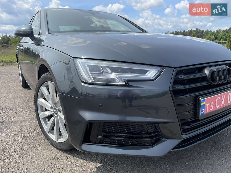 Седан Audi A4 2017 в Ровно