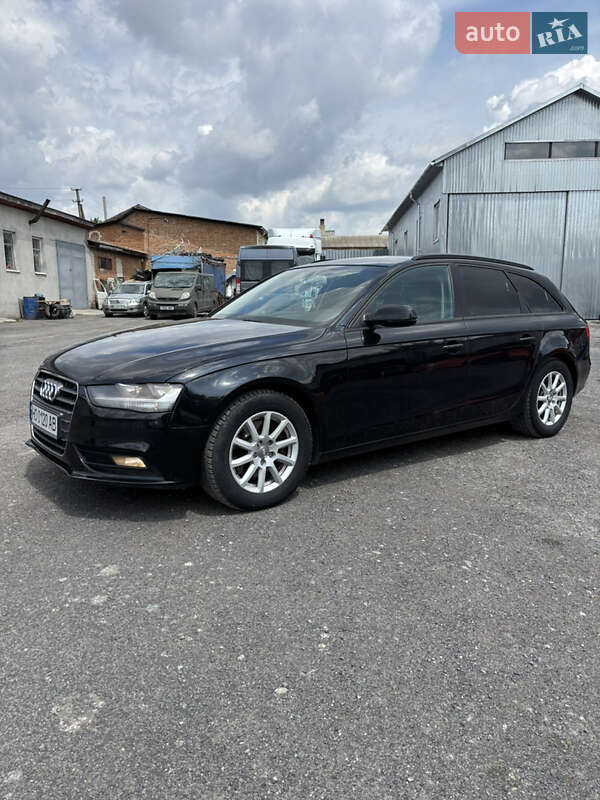 Універсал Audi A4 2012 в Тернополі