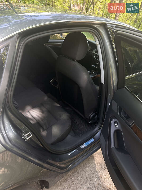 Седан Audi A4 2014 в Києві фото 15 Седан Audi A4 2014 в Києві