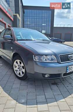 Седан Audi A4 2003 в 