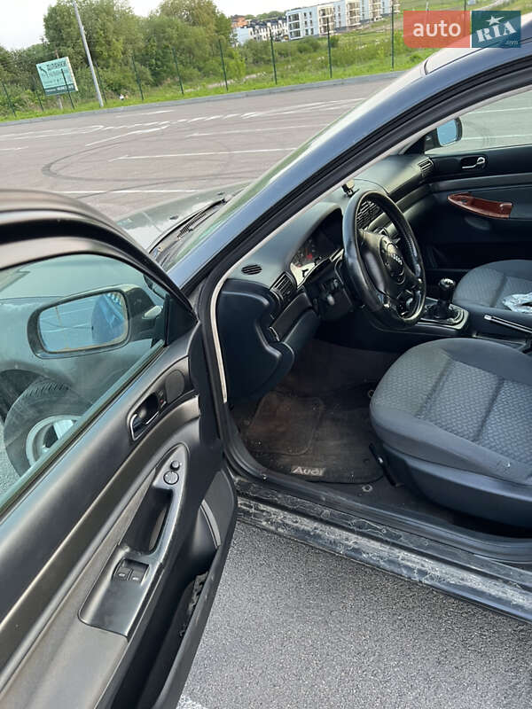 Универсал Audi A4 1997 в Радехове