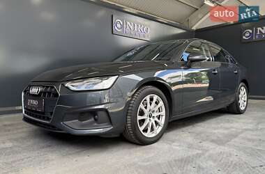 Седан Audi A4 2021 в 