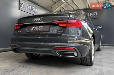 Седан Audi A4 2021 в 