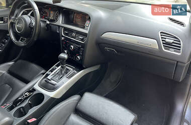 Седан Audi A4 2012 в 