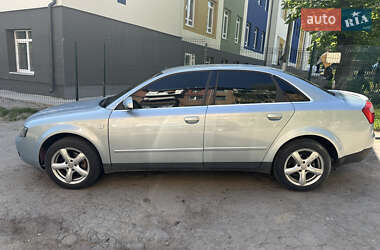 Седан Audi A4 2001 в 