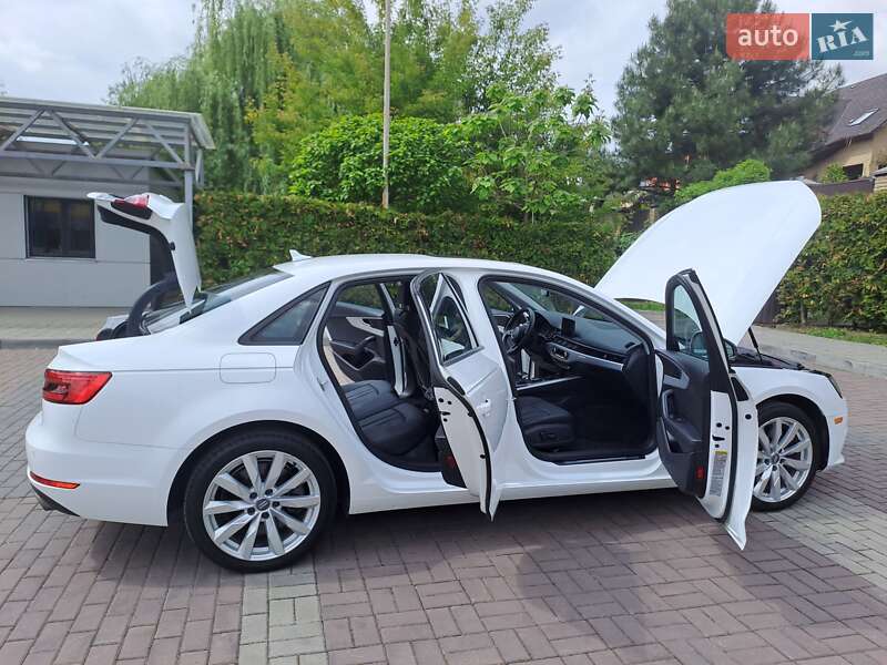 Седан Audi A4 2016 в Луцке