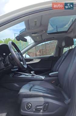 Седан Audi A4 2016 в 
