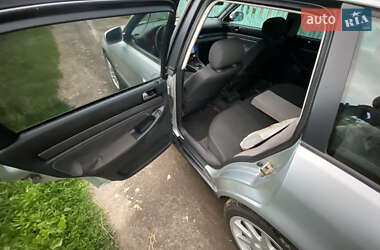 Универсал Audi A4 1997 в 