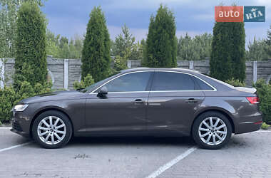 Седан Audi A4 2016 в 