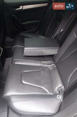 Седан Audi A4 2012 в 