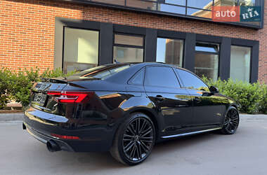 Седан Audi A4 2017 в 