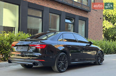 Седан Audi A4 2017 в 