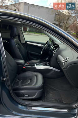 Седан Audi A4 2010 в 