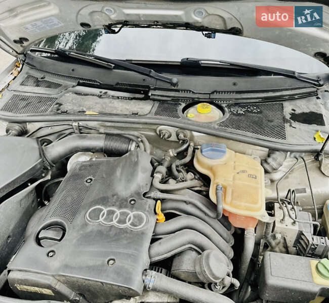 Седан Audi A4 2000 в Виннице