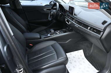 Седан Audi A4 2017 в 
