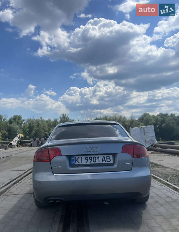 Седан Audi A4 2005 в Измаиле