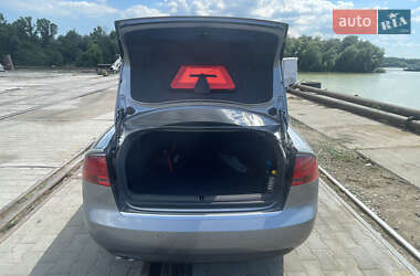 Седан Audi A4 2005 в 