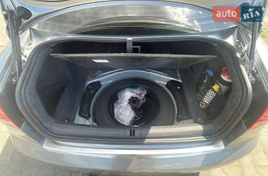 Седан Audi A4 2005 в 