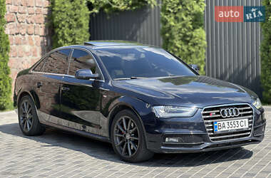 Седан Audi A4 2014 в 