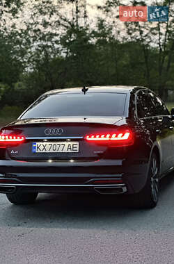Седан Audi A4 2020 в 