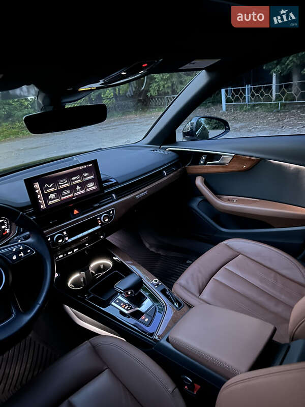 Седан Audi A4 2020 в Харькове