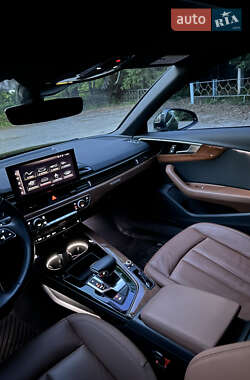 Седан Audi A4 2020 в 