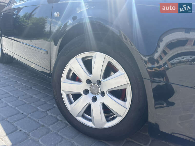 Седан Audi A4 2005 в Ильинцах