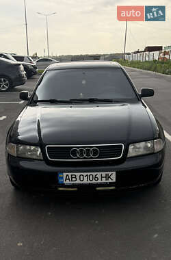Седан Audi A4 1997 в 