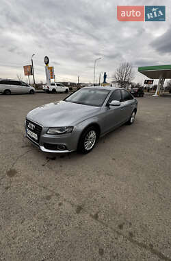 Седан Audi A4 2010 в 