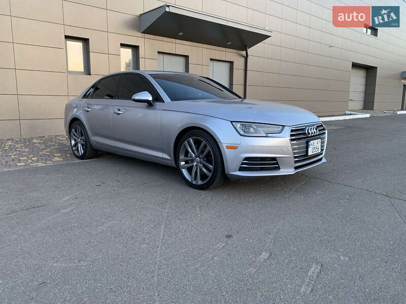 Седан Audi A4 2015 в Кривому Розі